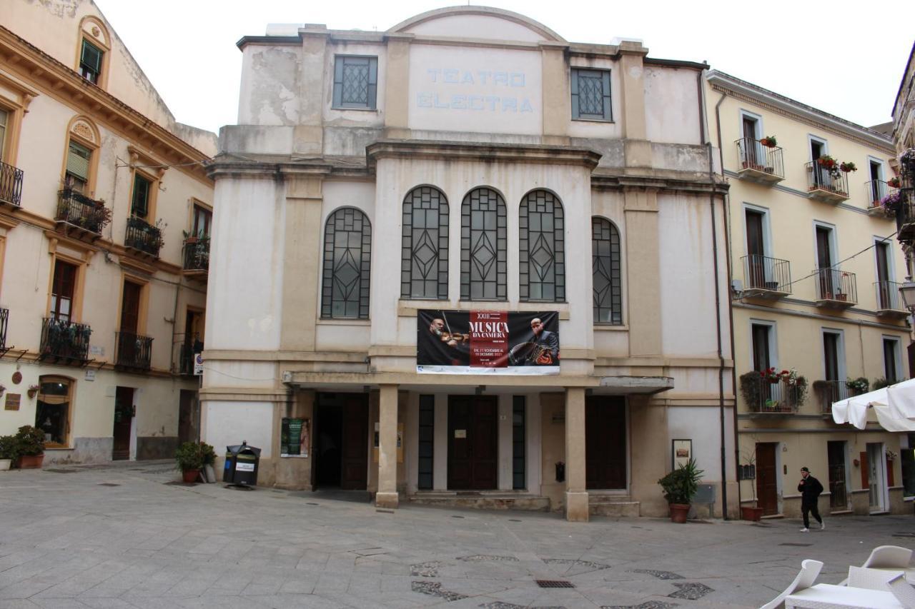 Via Cavour 19, Camere Del Conte Iglesias Exterior foto