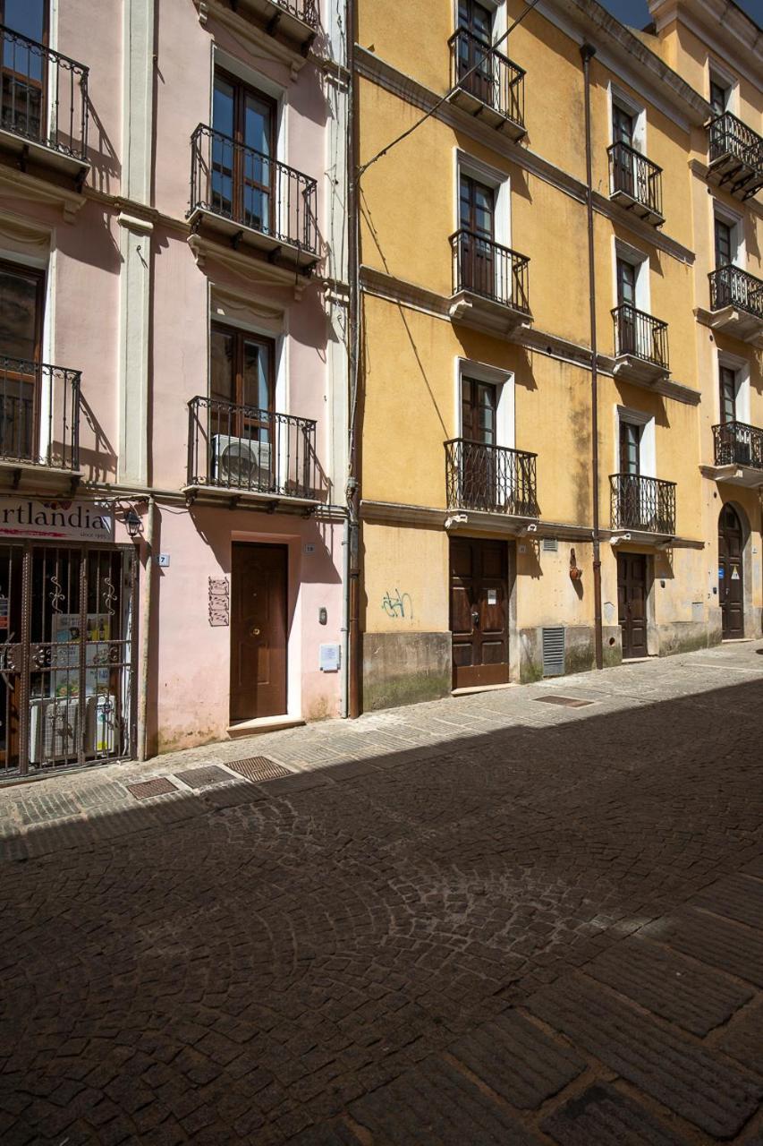 Via Cavour 19, Camere Del Conte Iglesias Exterior foto